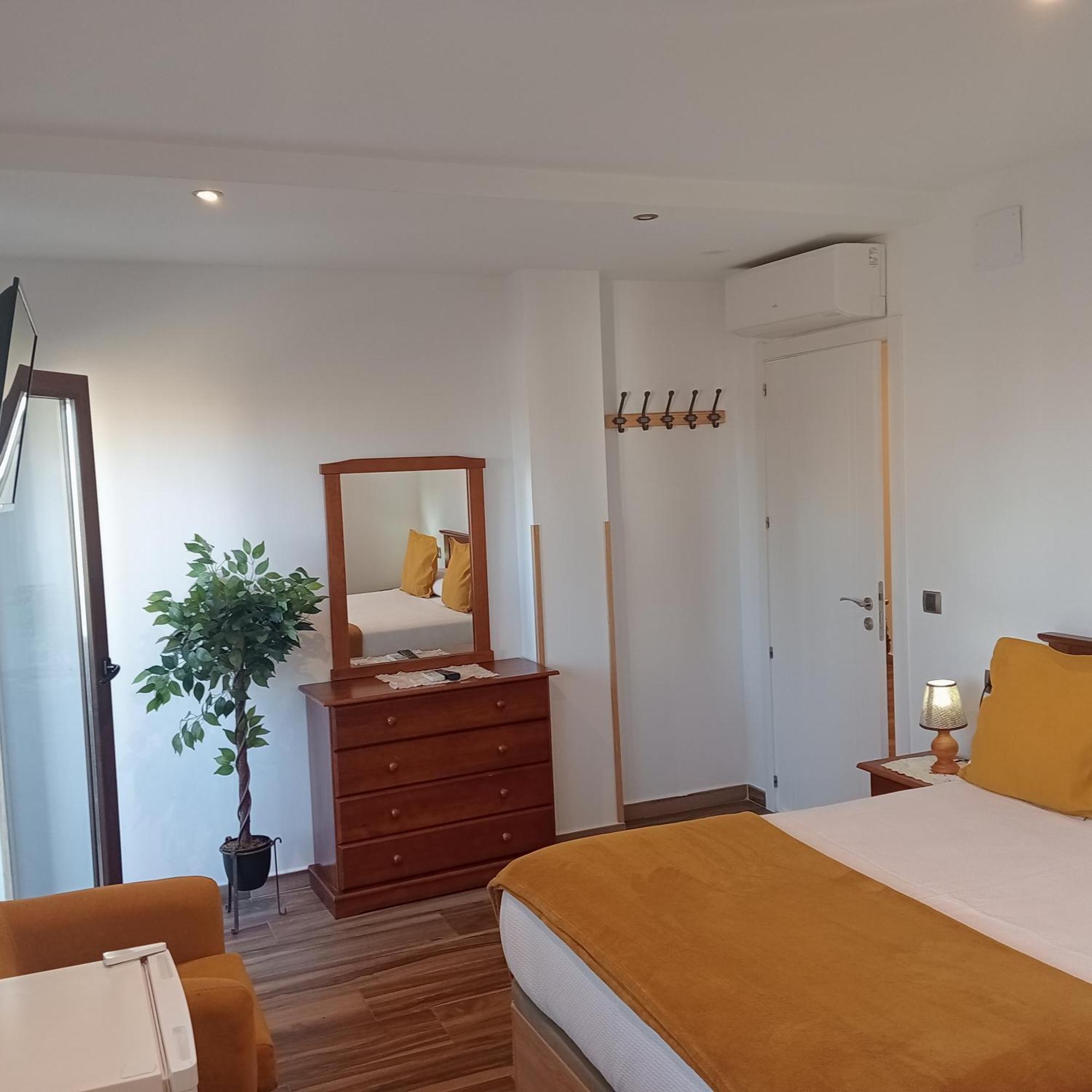 Restaurante & Hotel Rural El Mirador De Trevejo,Ideal Para Parejas Villamiel Ngoại thất bức ảnh